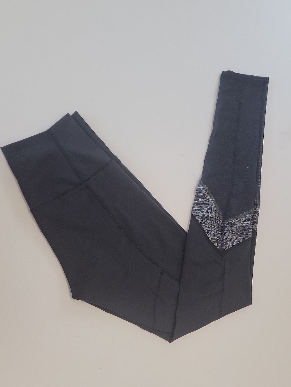 lululemon athletica Chic Sporty Black Leggings Gray Accent And Sheer Calves